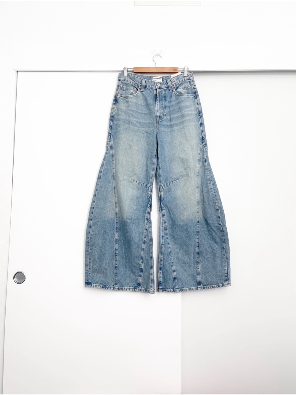 NWOT Free People Eden Slouch Flare Denim Jeans Size 28